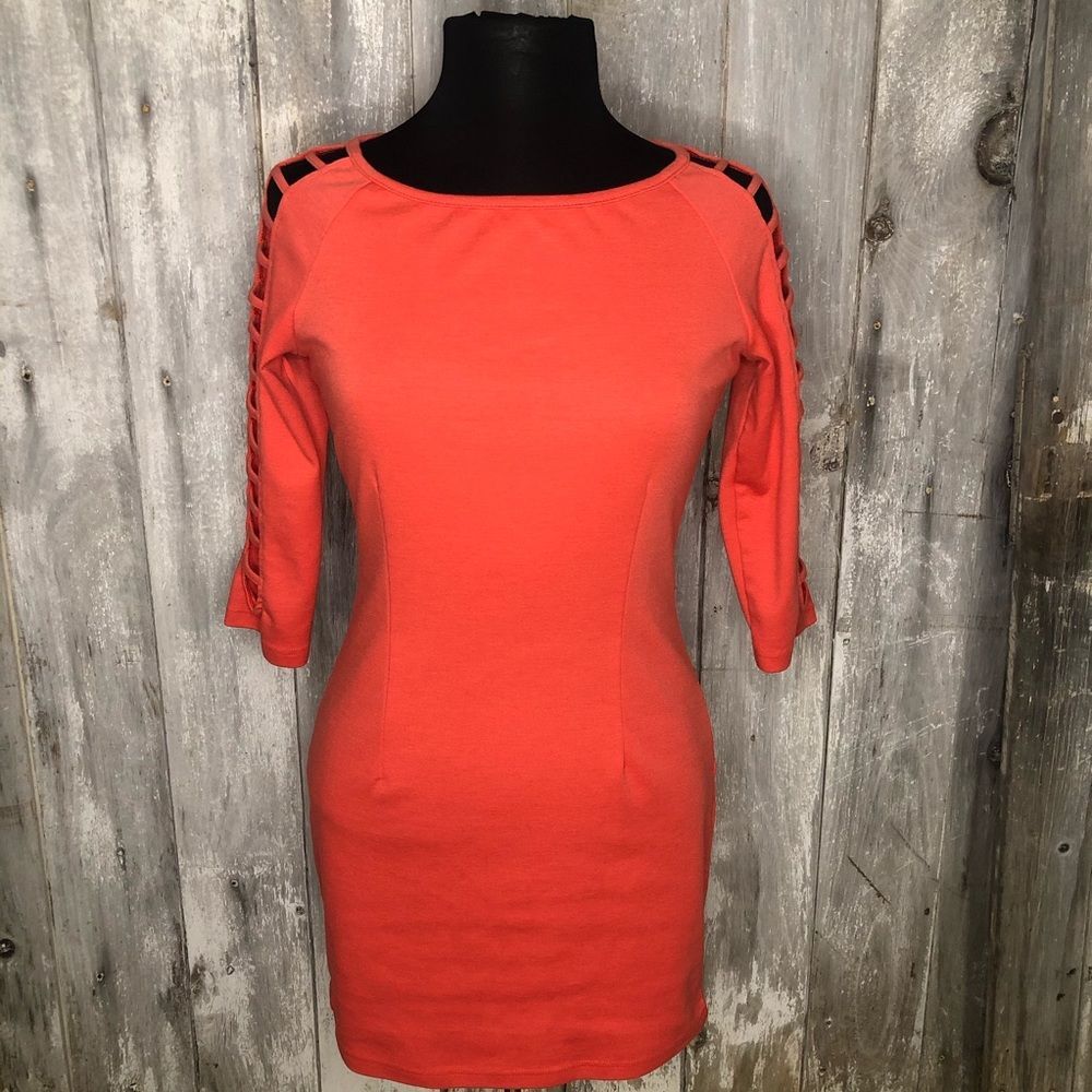 Pink bodycon dress